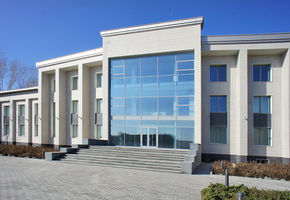 Офис крупнейшего в крае сельскохозяйственного комплекса ЗАО Назаровский