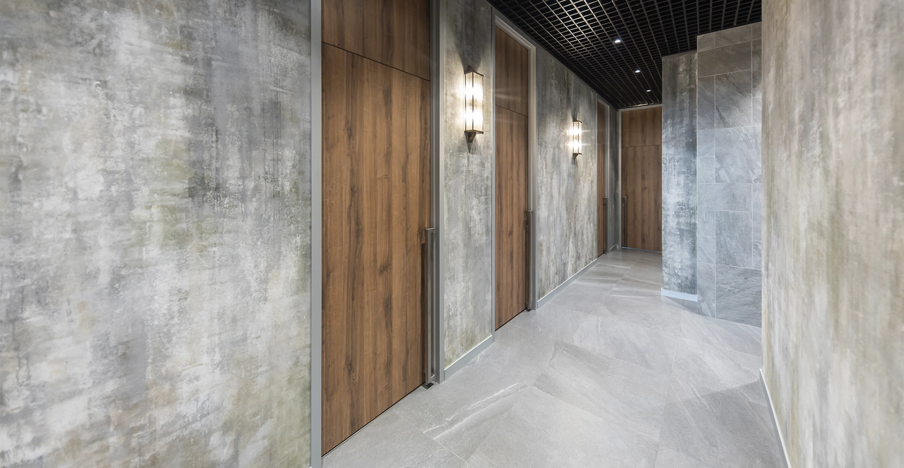 Фото проекта: Создание интерьеров, монтаж перегородок, дверей, мебели в фитнес клубе Anvil. Изображение № 4