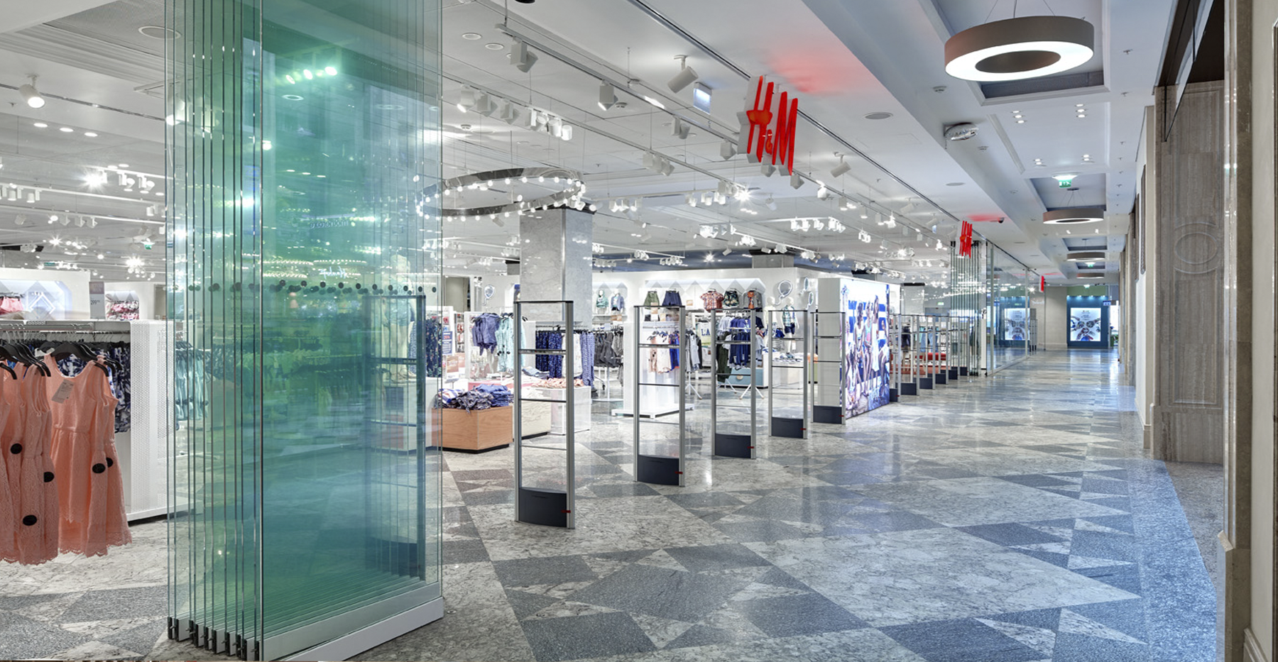 Фото проекта: Центральный Детский Магазин. Изображение № 4