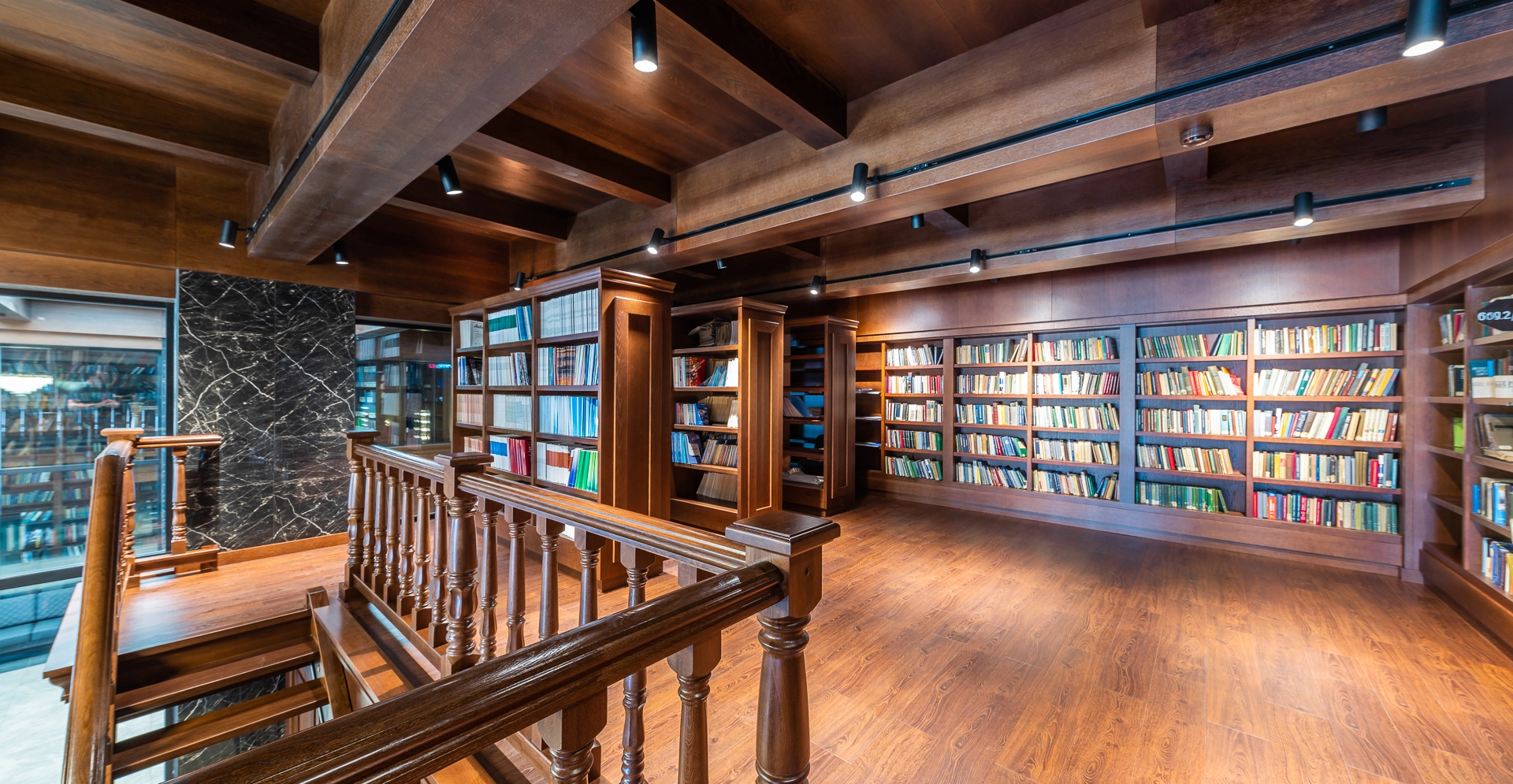 Фото проекта: Проект по оснащению библиотеки. Изображение № 15