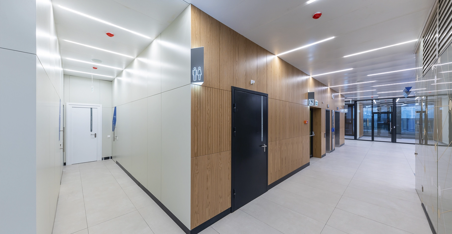 Фото проекта: Проект Nayada по установке стеклянных перегородок в МГТУ им. Баумана. Изображение № 1