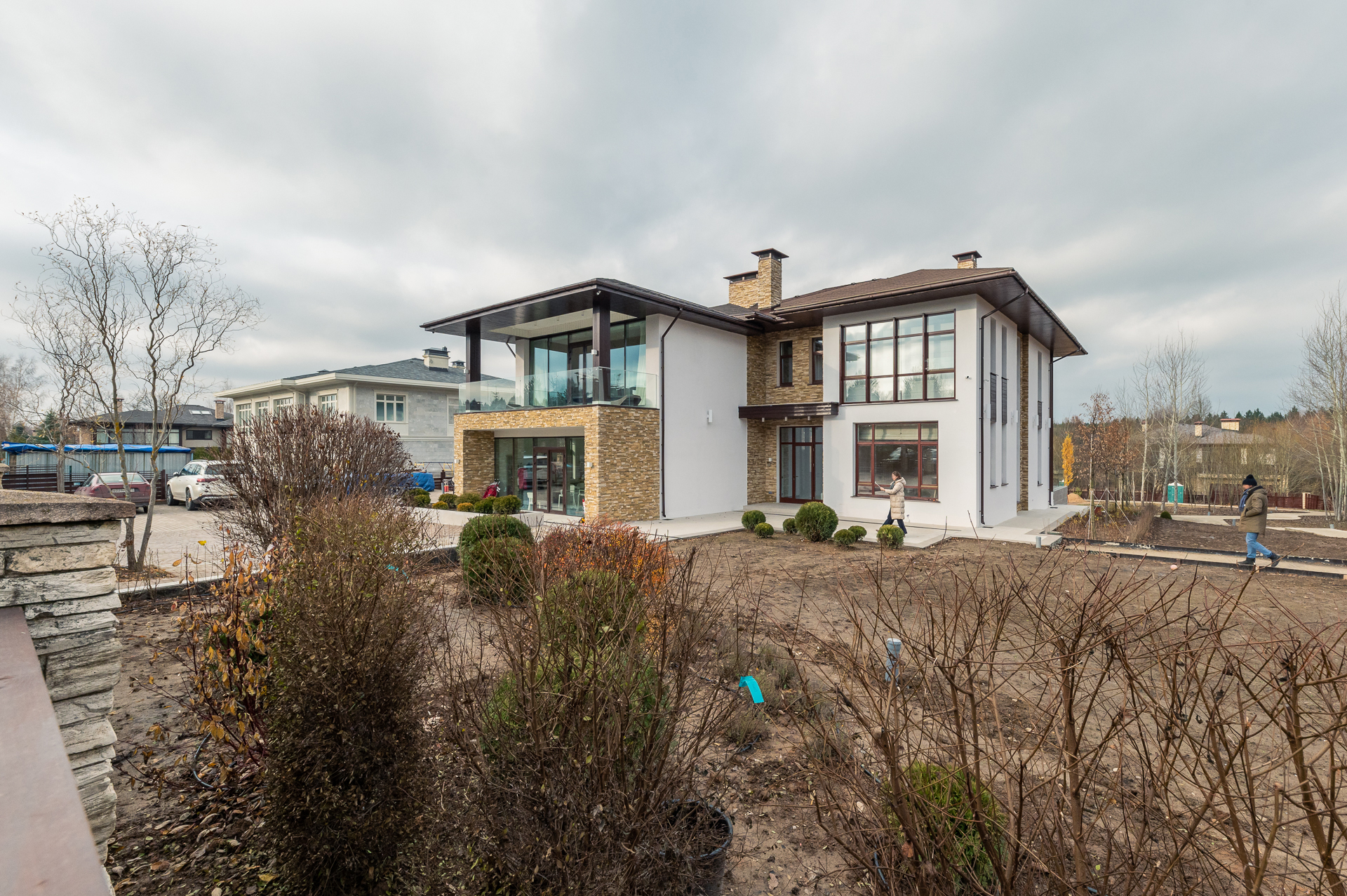 Nayada поставила перегородки в коттеджном поселке